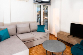 Bright And Comfortable Apartment In Thessaloniki